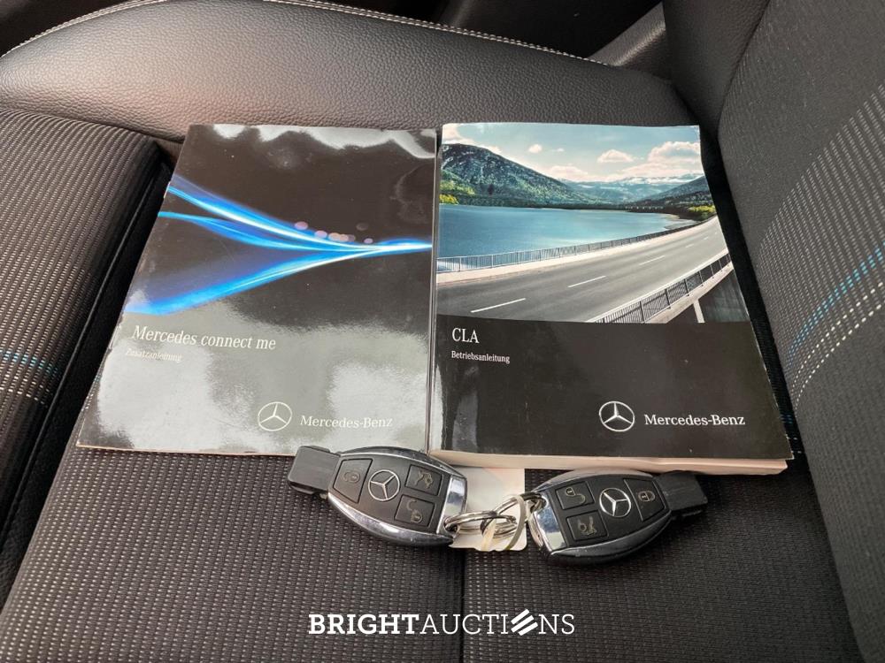 Mercedes-Benz CLA 180 Business Solution AMG 122pk 2017 CLA-Klasse, RT-050-T