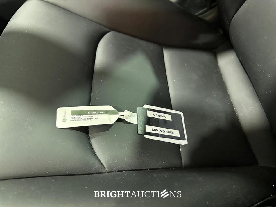 Tesla Model 3 Long Range AWD 75 kWh 351pk 2023 (Origineel-NL), S-091-VD