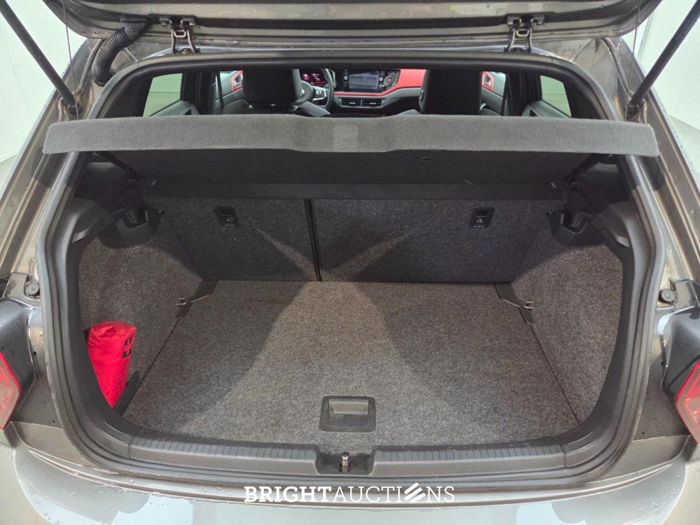 Volkswagen Polo GTI 2.0 TSI 200pk 2018, R-943-GD