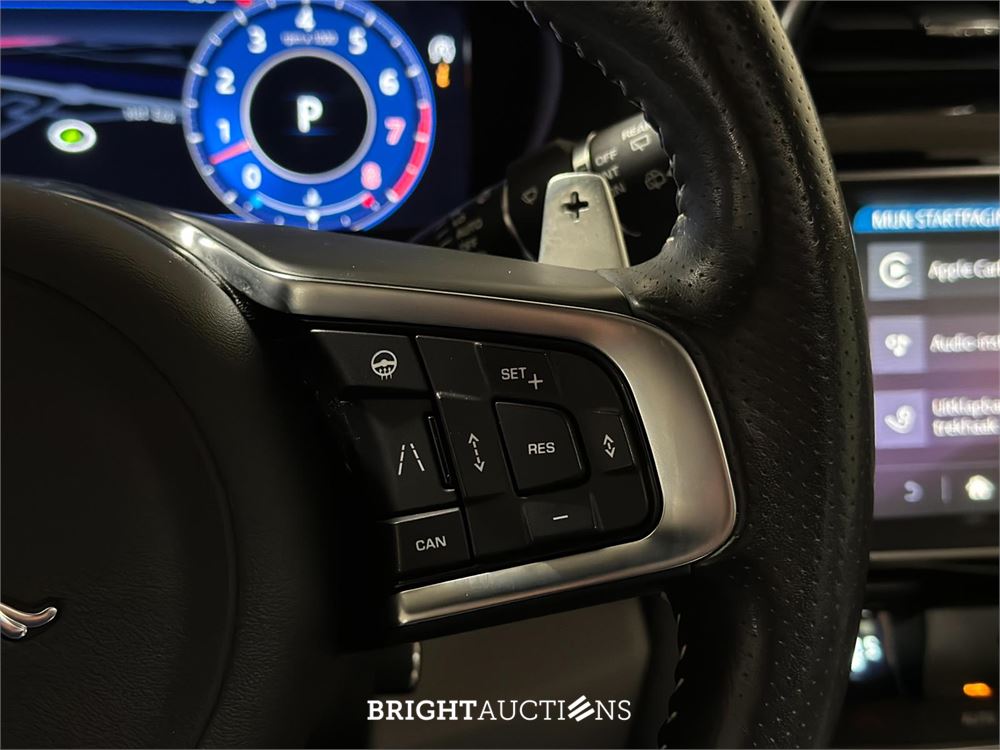 Jaguar F-Pace 5.0 V8 S/C AWD SVR 551pk 2019, T-214-ZB