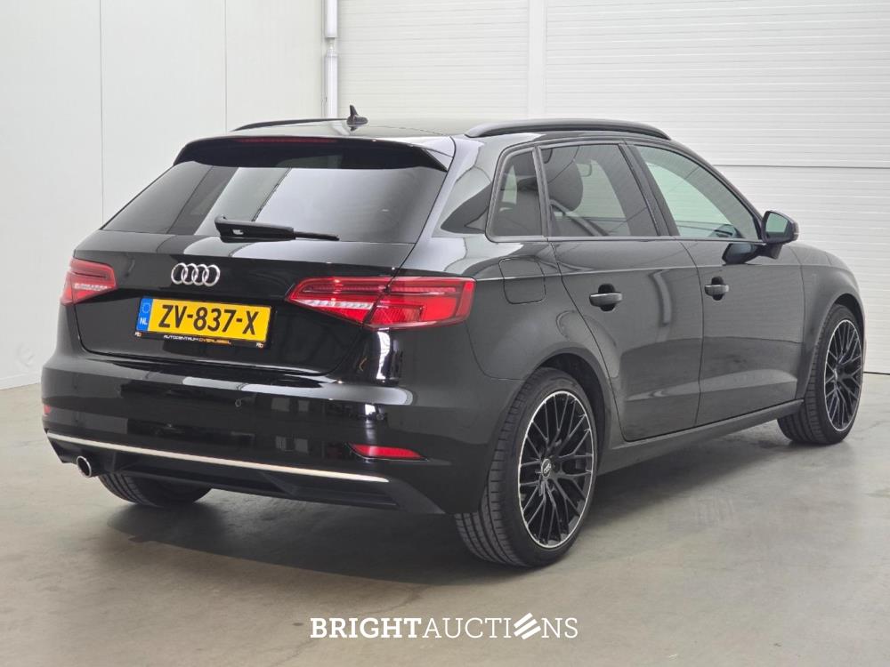 Audi A3 Sportback 30 Sport S Line Edition TFSI 116pk 2019 (Origineel-NL), ZV-837-X