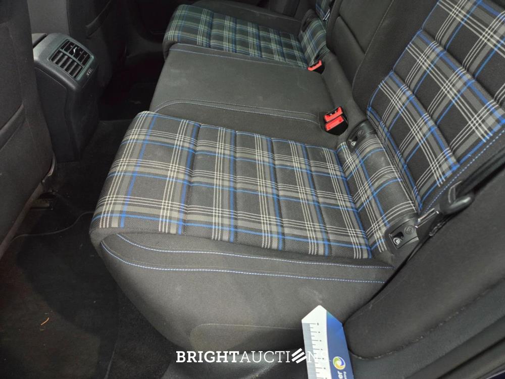 Volkswagen Golf PHEV GTE 1.4 TSI 258pk 2018, X-916-XH