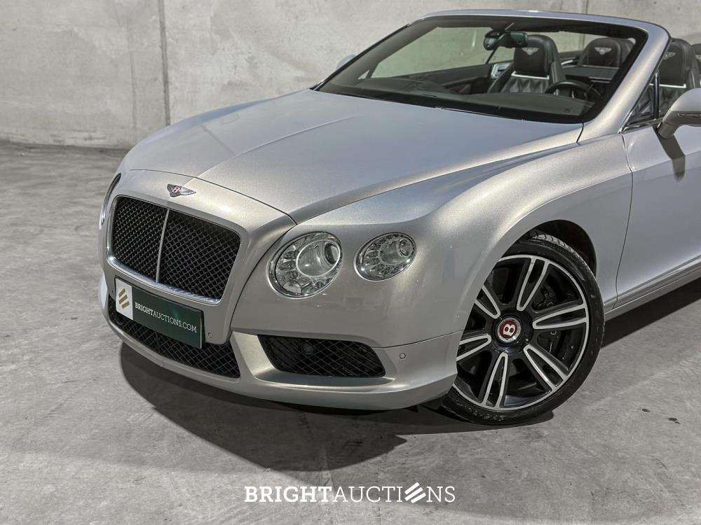 Bentley Continental GTC 4.0 V8 507pk 2013