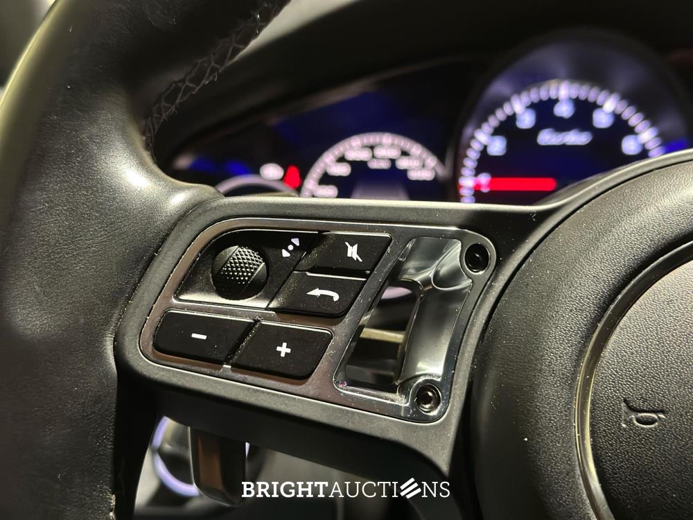 Porsche Cayenne Coupe Turbo 4.0 V8 549pk 2019, J-757-HF