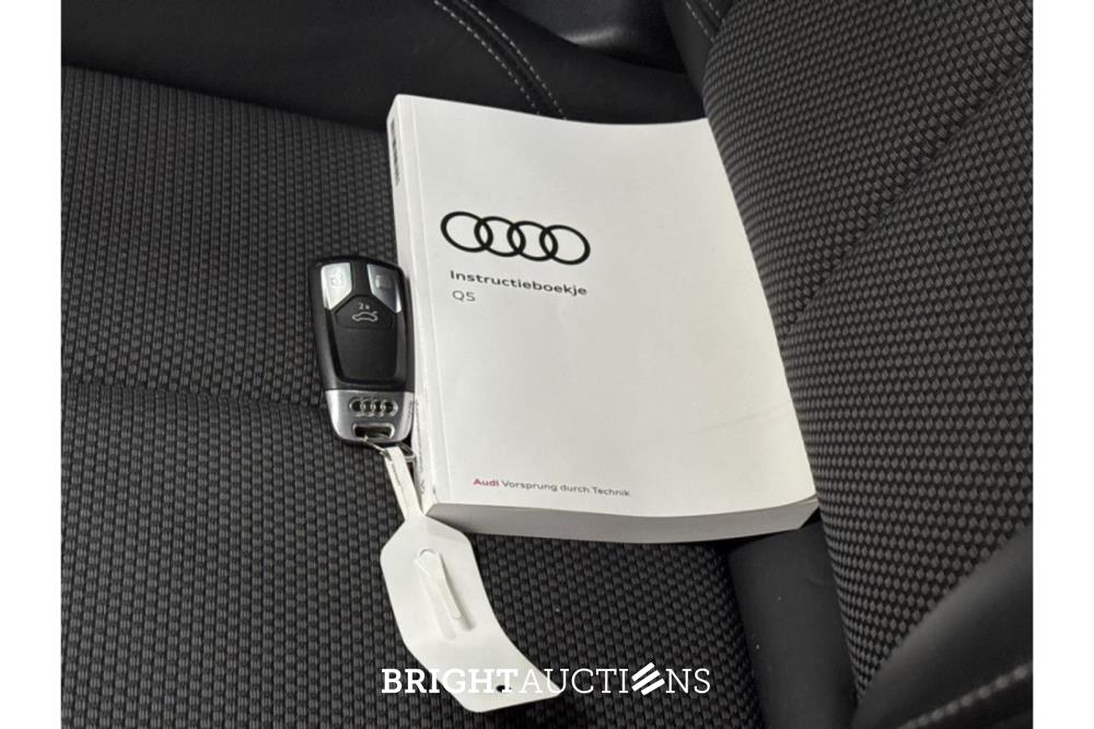 Audi Q5 50 e S edition TFSI 408pk 2021 (Origineel-NL), L-941-TT
