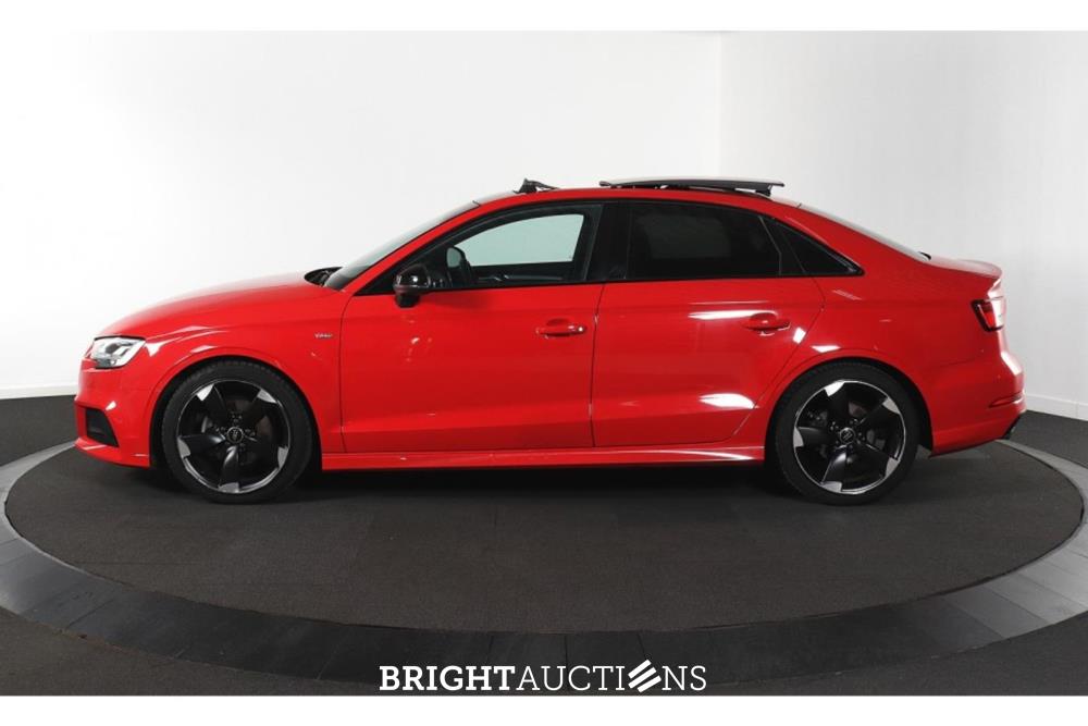 Audi A3 Limousine 35 CoD Advance Sport TFSI 150pk 2019 (Origineel-NL), ZL-485-D