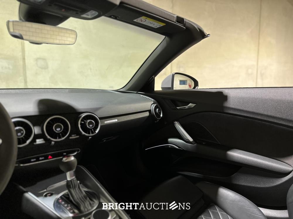 Audi TT Roadster 2.5 TFSI TT RS quattro 400pk 2018, P-886-JD