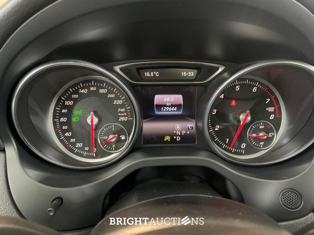 Mercedes-Benz CLA 180 Business Solution AMG 122pk 2017 CLA-Klasse, RT-050-T