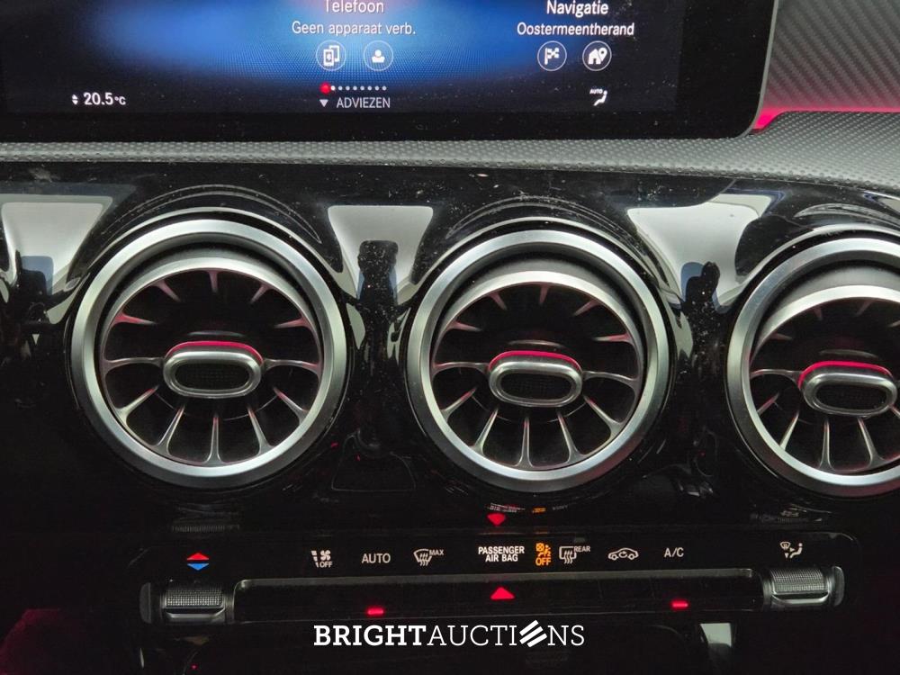 Mercedes-Benz A 180 Business Solution AMG 136pk 2019 A-klasse, Z-776-DL