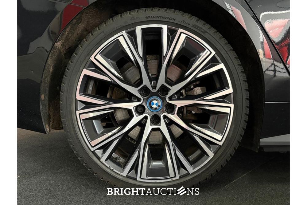 BMW i4 eDrive40 High Executive 84 kWh 340pk 2022 (Origineel-NL), P-888-HD