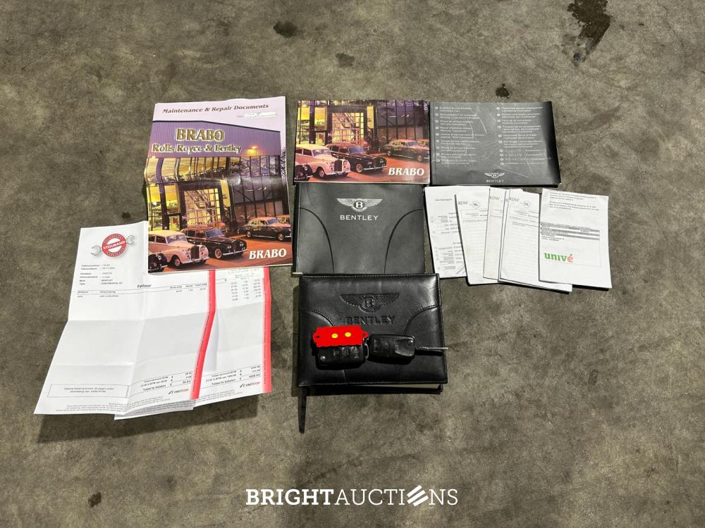 Bentley Continental GTC 6.0 W12 560pk 2004, 43-NV-TN