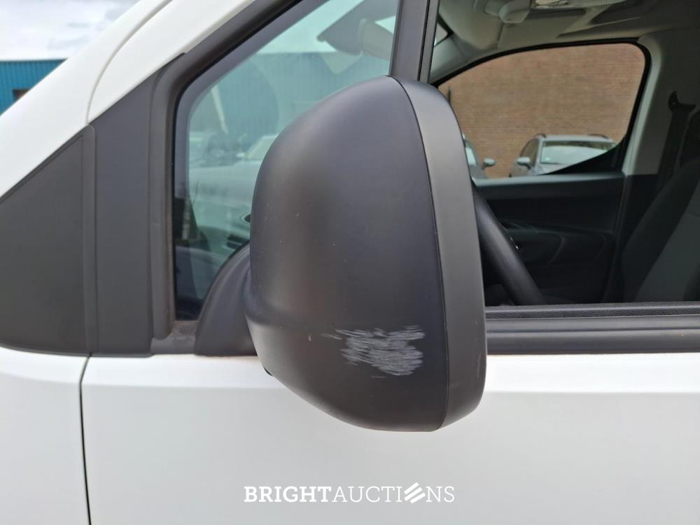 Citroen Berlingo 1.5 BlueHDI Club XL 99 pk 2021, VKR-08-B