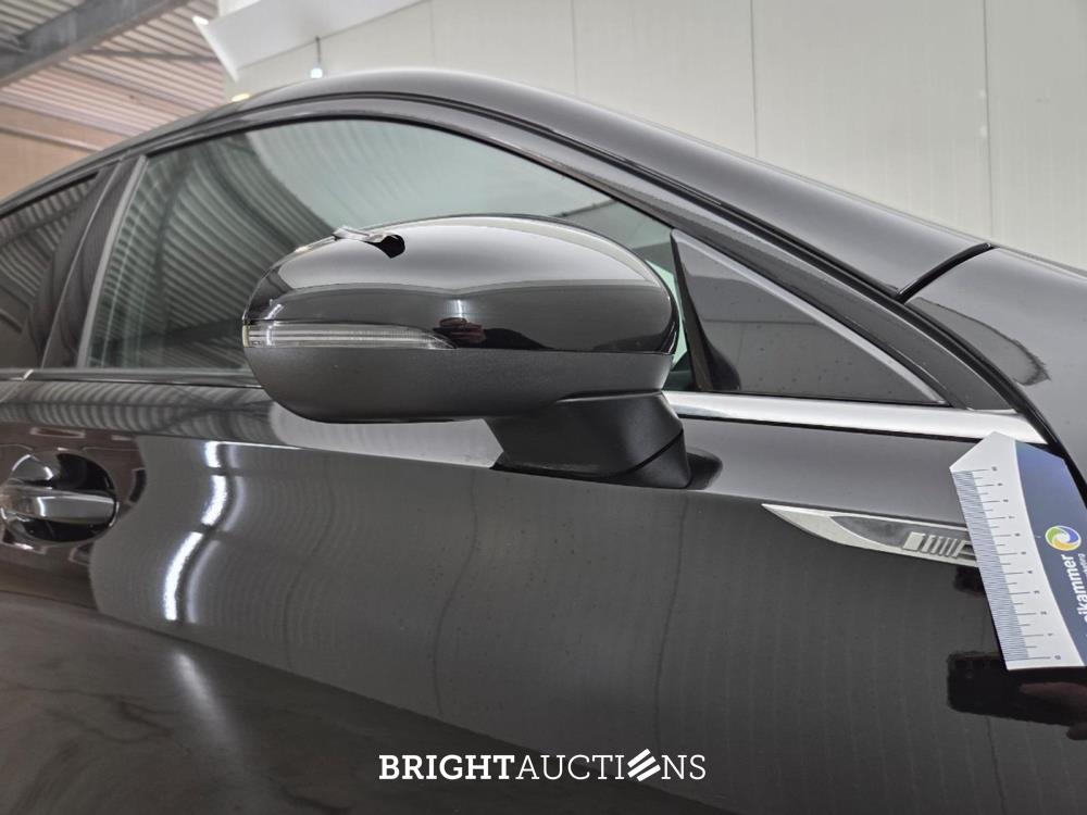 Mercedes-Benz A 180 Business Solution AMG 136pk 2019 A-klasse, Z-776-DL