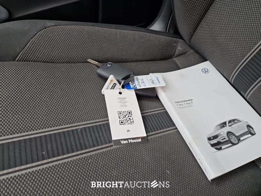 Volkswagen T-Roc Style 1.5 TSI 150pk 2022 (Origineel-NL), N-425-RL