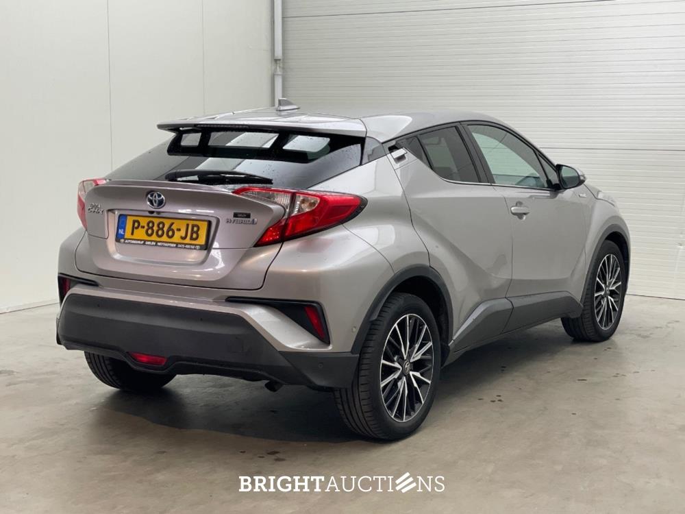 Toyota C-HR Hybrid Executive 1.8 170pk 2017, P-886-JB