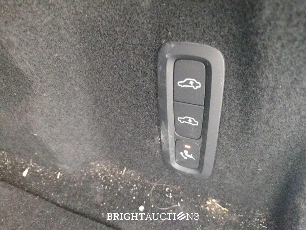 Volvo XC60 T6 PHEV Ultimate Dark 2.0 AWD 253pk 2023