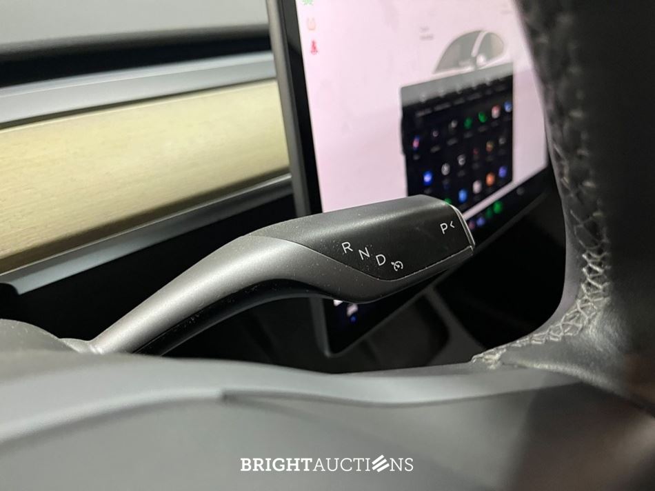 Tesla Model Y RWD 58 kWh 238pk 2022 (Origineel-NL), R-968-ZL