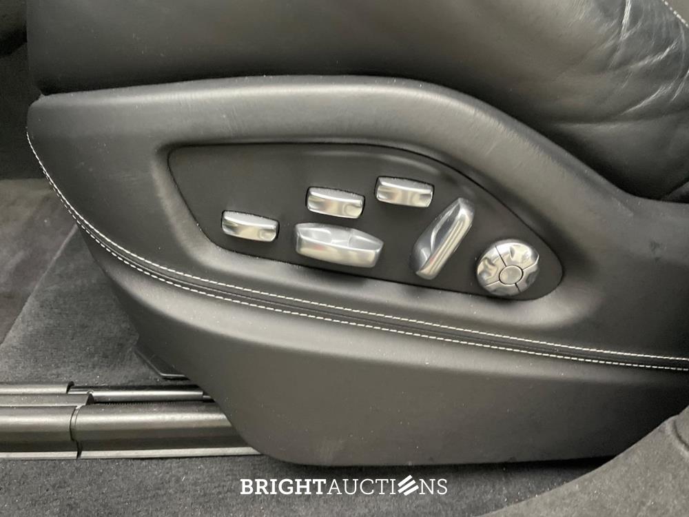 Porsche Cayenne Coupé Turbo S E-Hybrid 4.0 685pk 2020 (Origineel-NL), J-013-TK