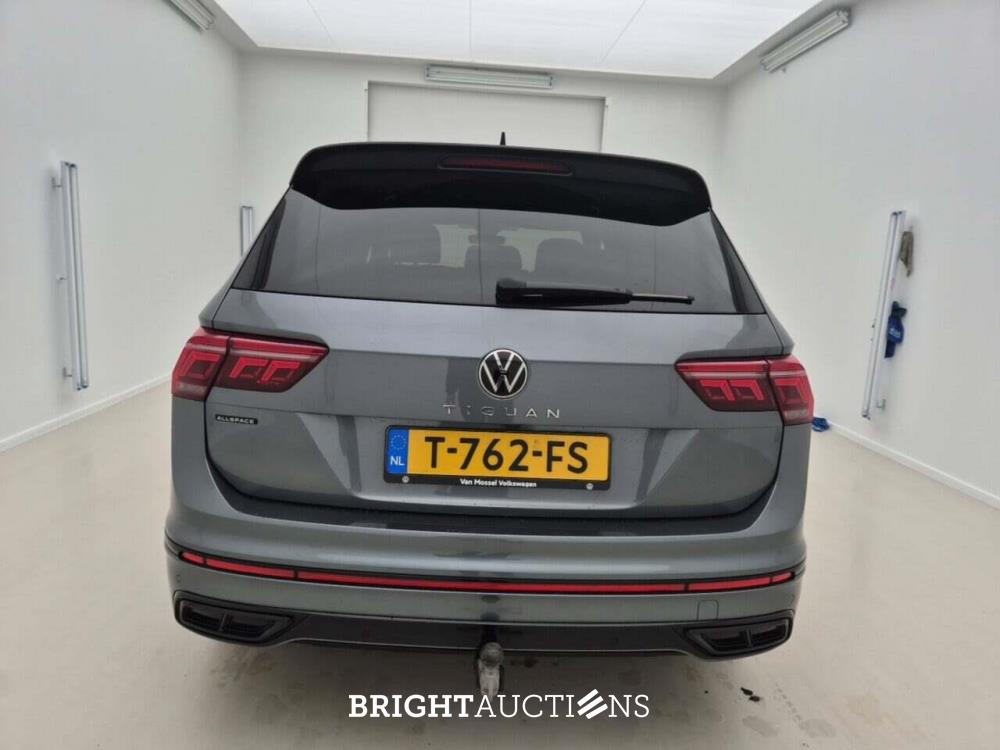 Volkswagen Tiguan Allspace R-Line Business 1.5 TSI DSG 150pk 2023 (Origineel-NL), T-762-FS