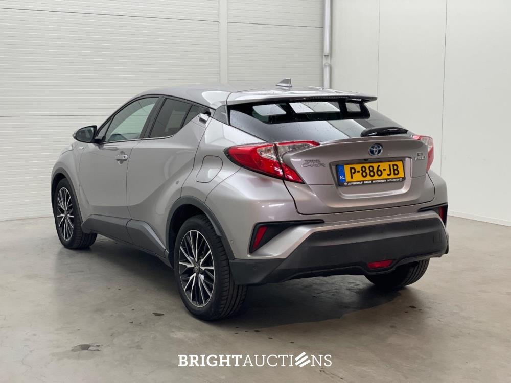 Toyota C-HR Hybrid Executive 1.8 170pk 2017, P-886-JB