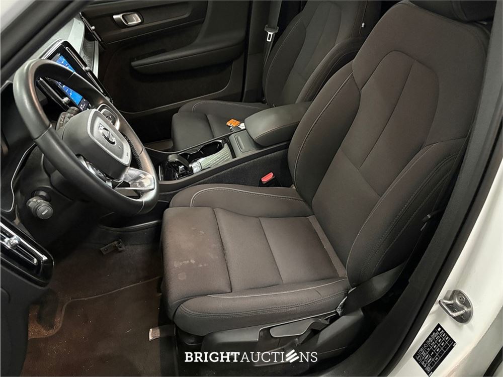 Volvo XC40 Single Motor Core 69 kWh 2024 (Origineel-NL), X-090-PJ