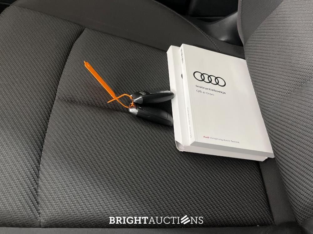 Audi Q8 e-tron 50 quattro Edition 95 kWh 340 hp 2024, X-367-TV