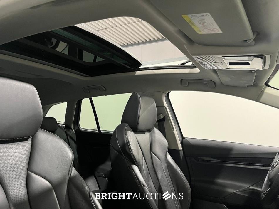 Škoda Enyaq 60 179pk 2022 (Origineel-NL), P-998-NH