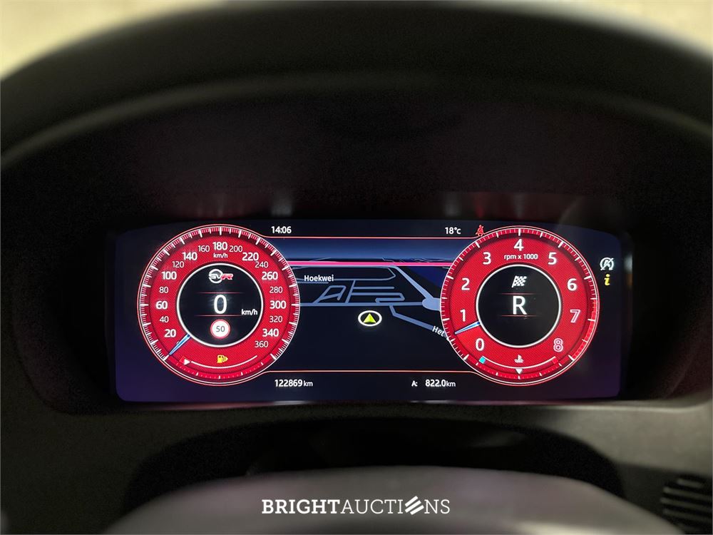 Jaguar F-Pace 5.0 V8 S/C AWD SVR 551pk 2019, T-214-ZB