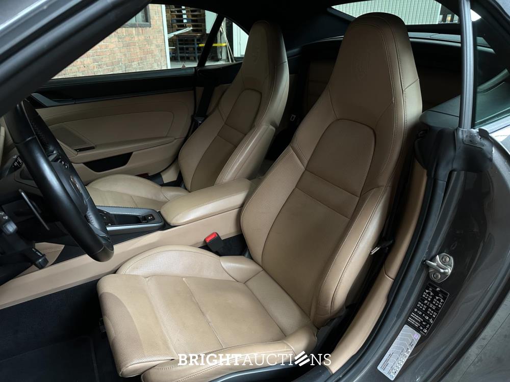 Porsche 911 Carrera S 3.0 992 Sport-Chrono 450pk 2020 Cabriolet, HXJ-59-P