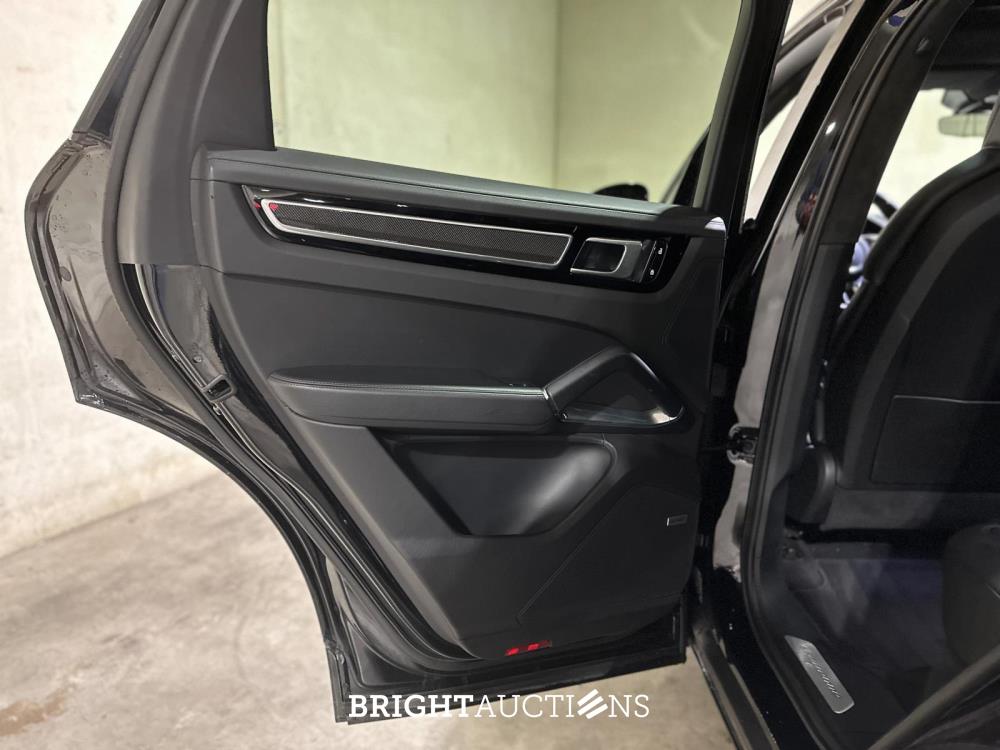 Porsche Cayenne Coupe Turbo 4.0 V8 549pk 2019, J-757-HF