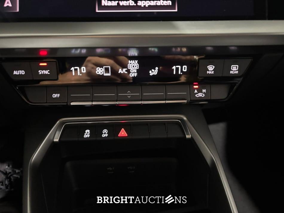 Audi A3 Limousine 30 Business edition TFSI 110pk 2021 (Origineel-NL), L-203-KD