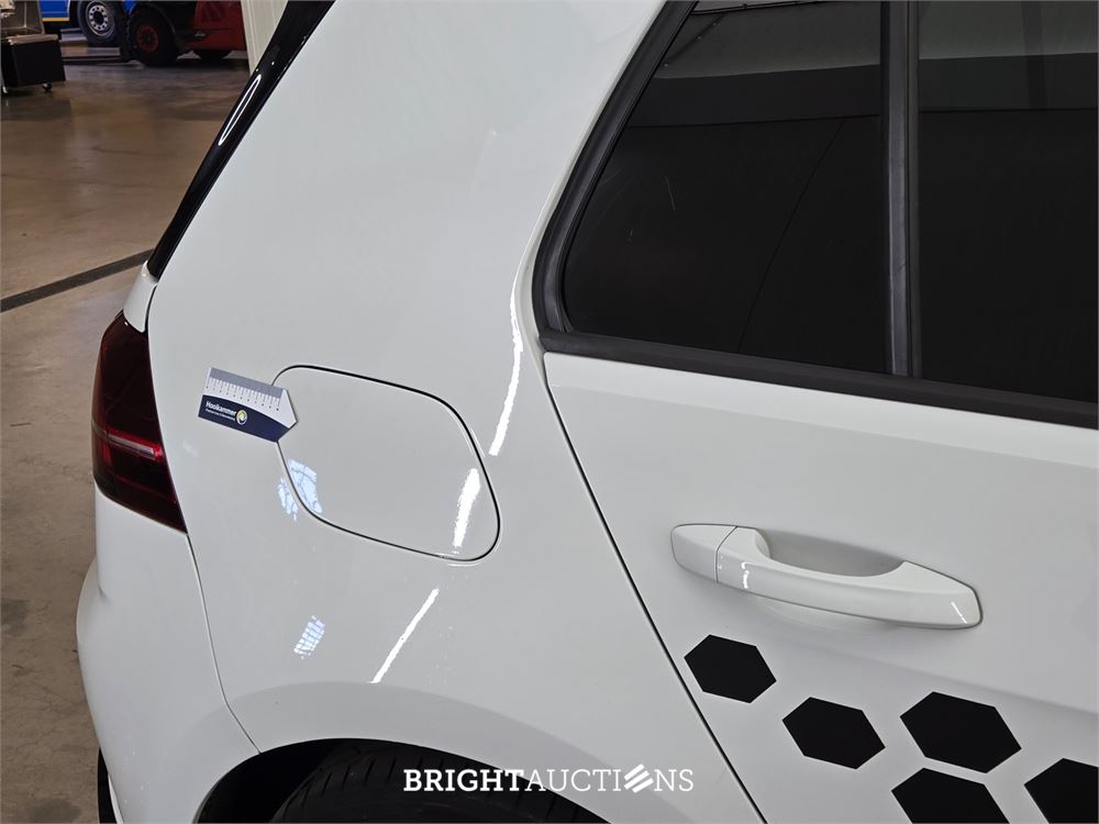 Volkswagen Golf GTI TCR 2.0 TSI 290pk 2019, K-637-NK
