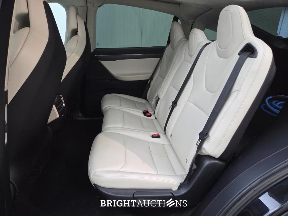 Tesla Model X 418pk 2018 (Origineel-NL), ST-448-X