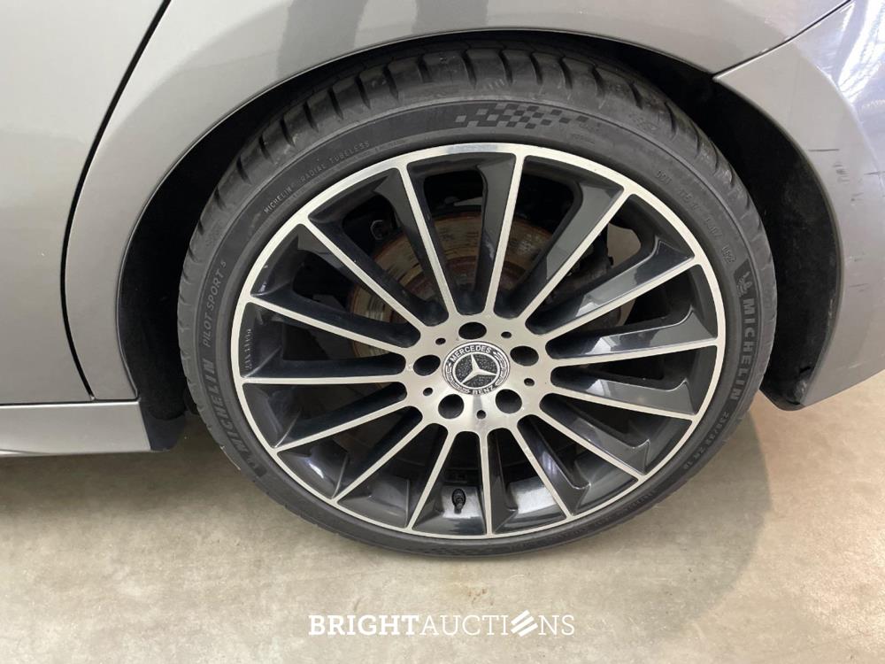 Mercedes-Benz A 200 Business Solution AMG 163pk 2019 A-klasse, S-784-XG