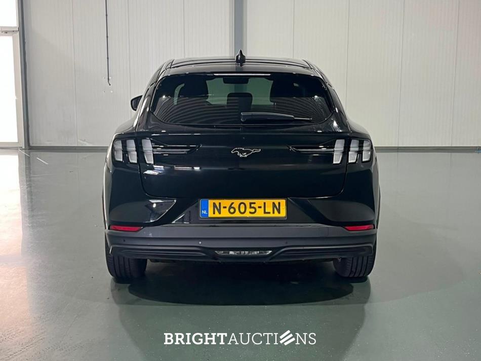 Ford Mustang Mach-E RWD 75 kWh 269pk 2021 (Origineel-NL), N-605-LN