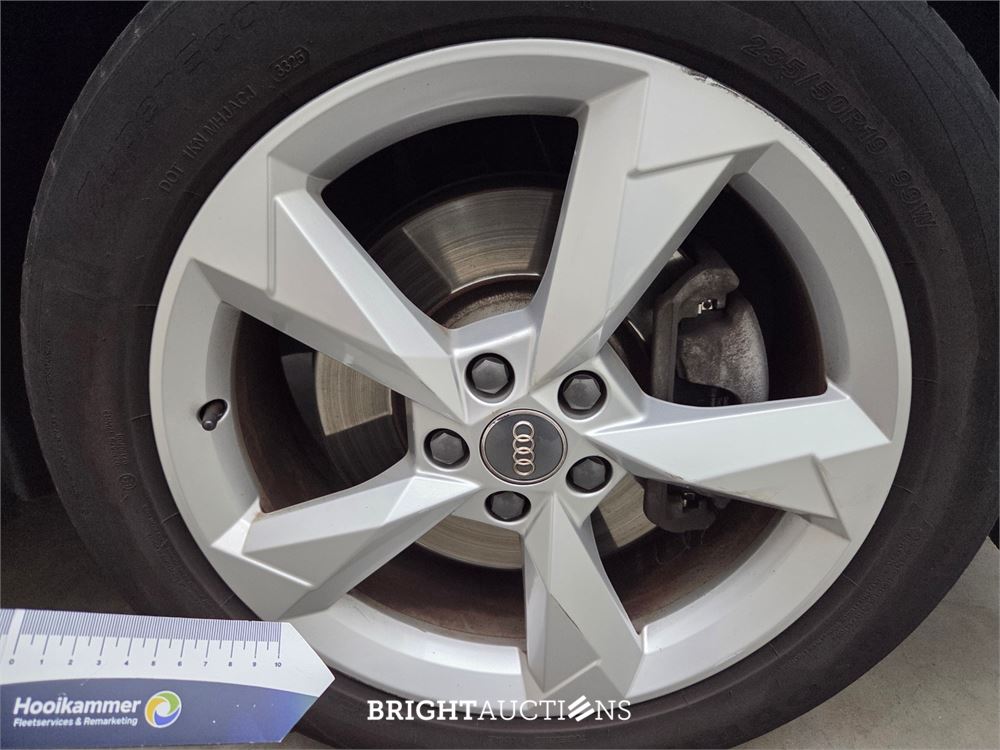 Audi Q3 40 S-Line edition one TFSI Quattro 191pk 2019, J-184-JL
