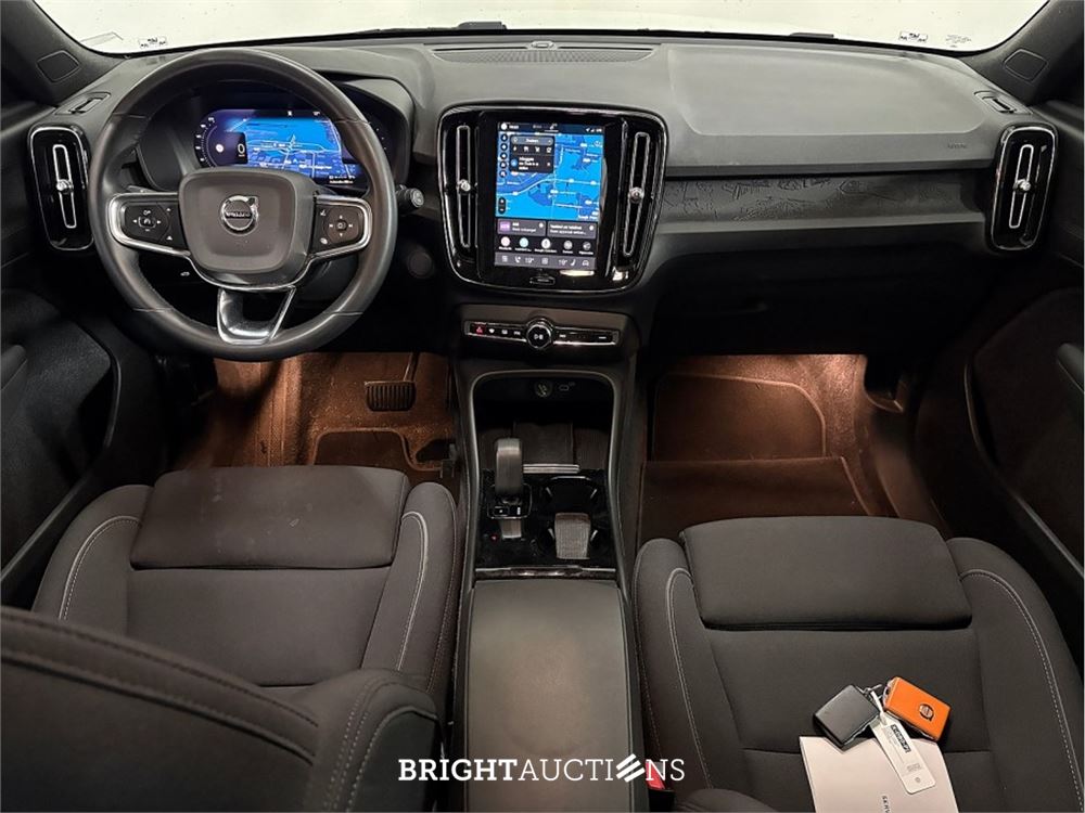 Volvo XC40 Single Motor Core 69 kWh 2024 (Origineel-NL), X-090-PJ