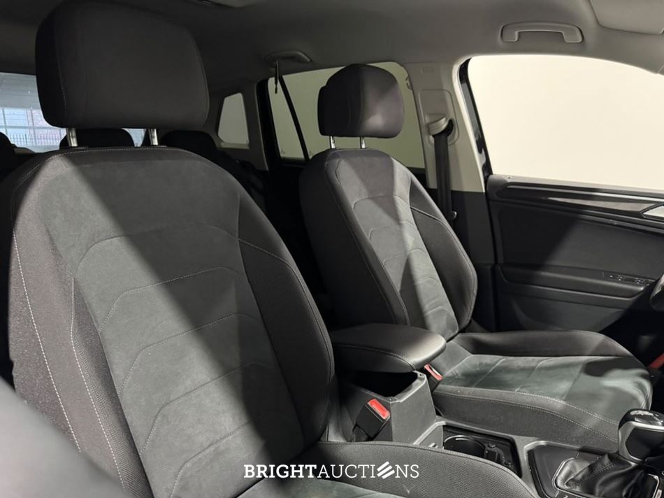 Volkswagen Tiguan Life 1.5 TSI 150pk 2022 (Origineel-NL), R-345-BZ