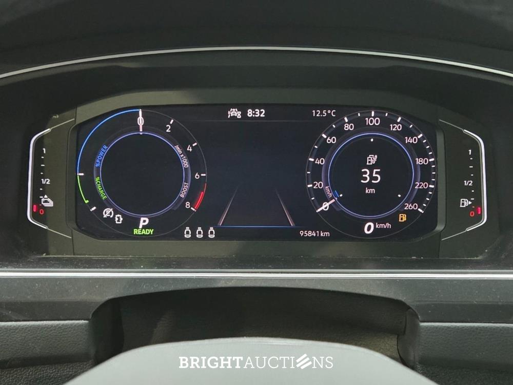 Volkswagen Tiguan eHybrid R-Line Business 1.4 TSI 265pk 2021, HLB-36-B