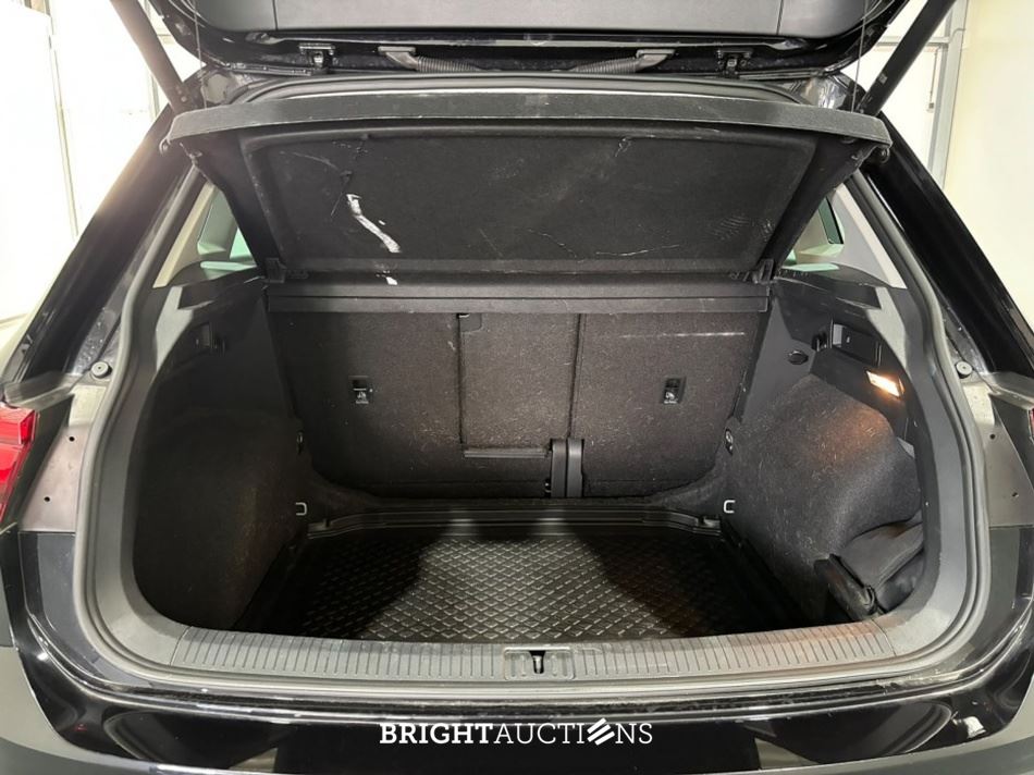 Volkswagen Tiguan Life Business 1.5 TSI 150pk 2021 (Origineel-NL), N-209-BL