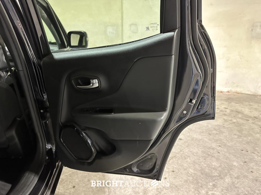 Jeep Renegade 1.4 MultiAir Night Eagle II Lmtd DDCT 140pk 2018 (Origineel-NL+1e eigenaar), XD-557-D 