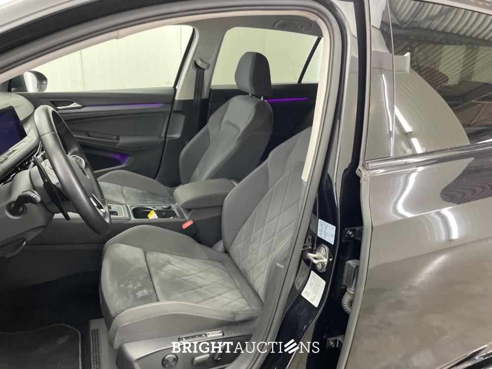 Volkswagen Golf eTSI Style 1.5 150pk 2020, X-368-TL