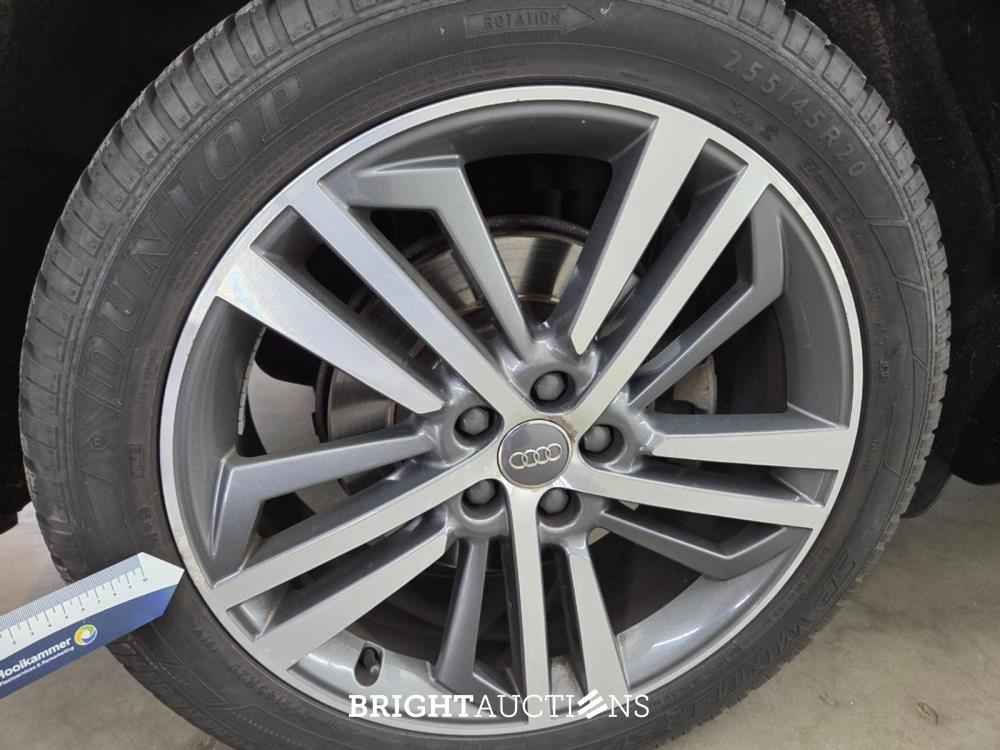 Audi Q5 Sport 2.0 TDI Quattro 190pk 2018 (Origineel-NL), RK-289-Z