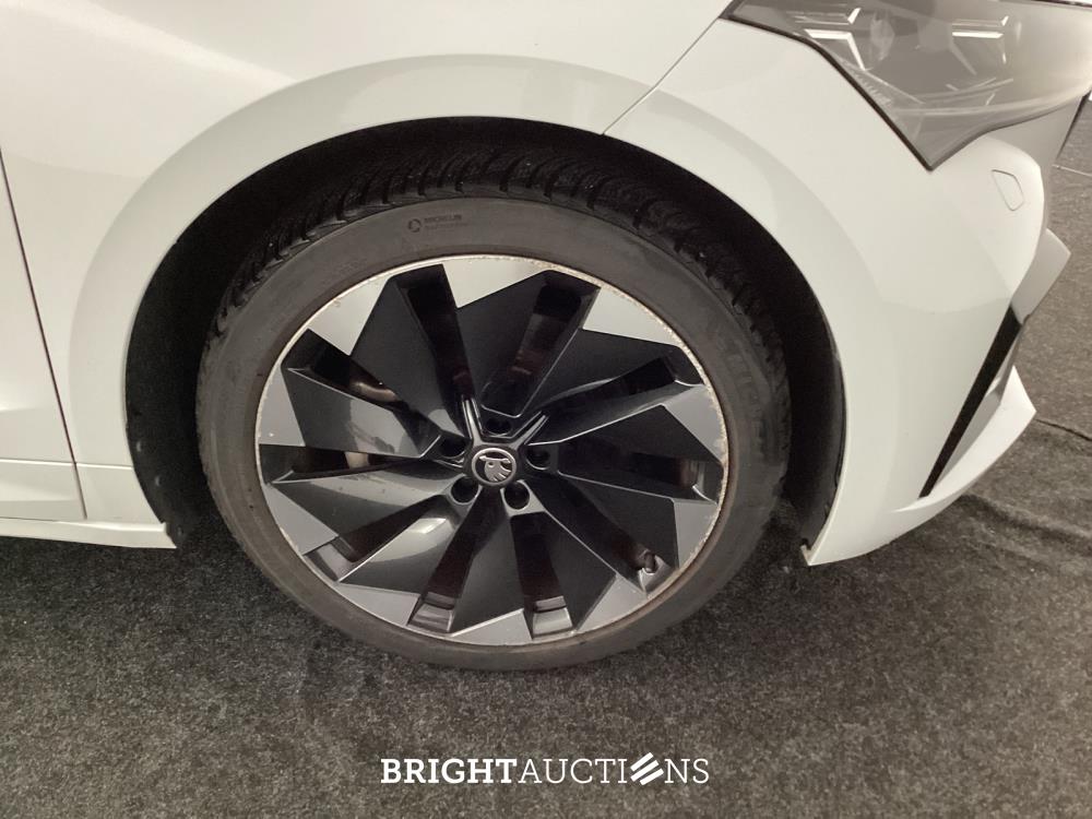 Škoda Enyaq iV 80 Sportline 204pk 2022 (Origineel-NL), P-620-FL