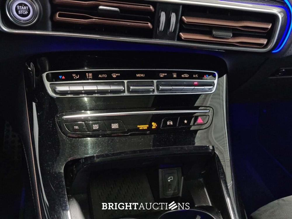 Mercedes-Benz EQC 400 Business Solution 4MATIC 80 kWh 408pk 2021 (Origineel-NL) EQC-Klasse, L-443-VK