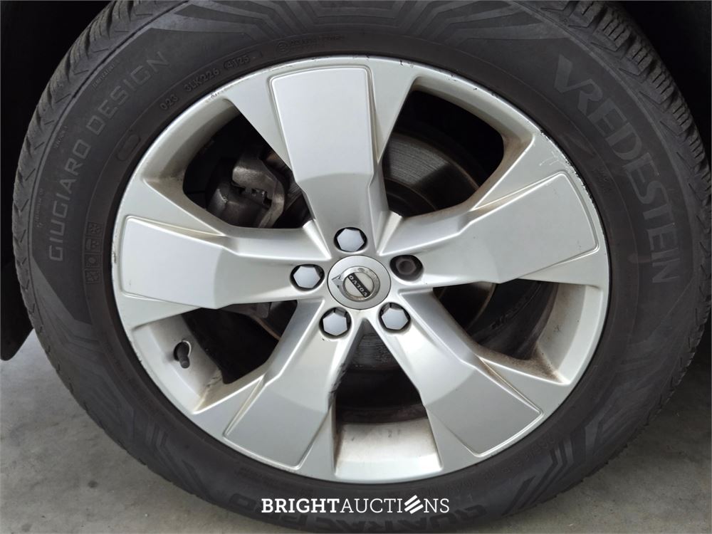 Volvo XC40 T3 Momentum Pro 1.5 163pk 2020 (Origineel-NL), H-598-NS