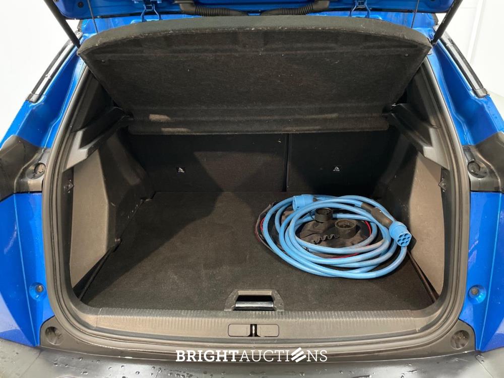 Peugeot e-2008 EV GT 50 kWh 136 pk 2020, J-619-VK