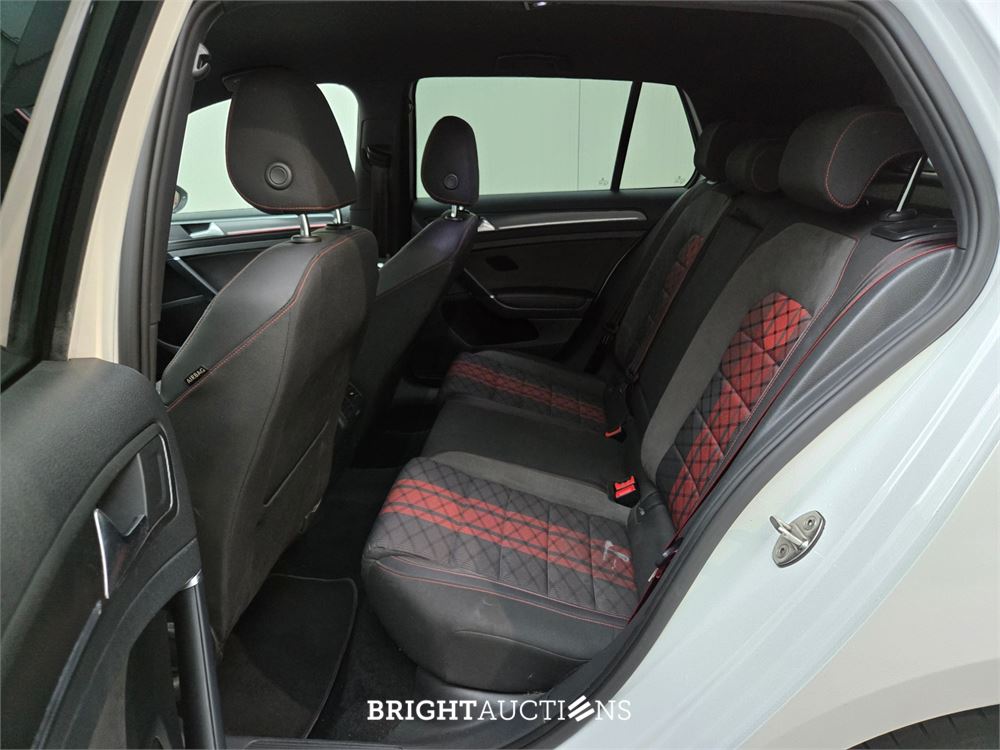 Volkswagen Golf GTI TCR 2.0 TSI 290pk 2019, K-637-NK