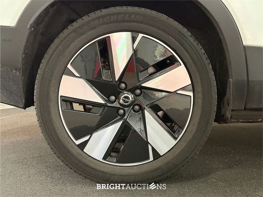 Volvo XC40 Single Motor Core 69 kWh 2024 (Origineel-NL), X-090-PJ