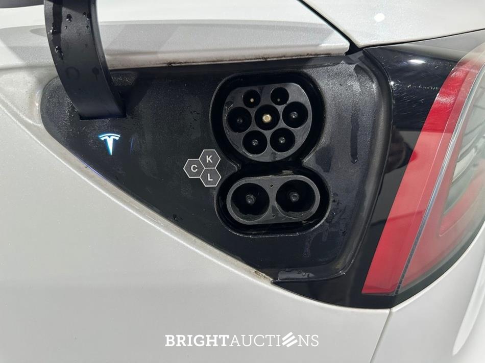 Tesla Model 3 Long Range AWD 75 kWh 351pk 2023 (Origineel-NL), S-091-VD